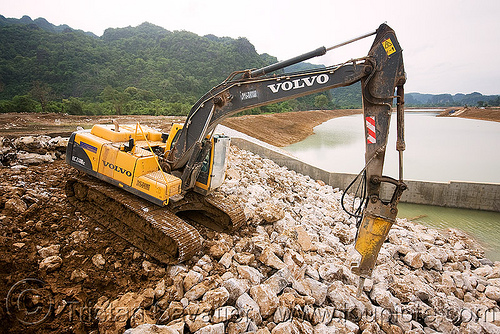 volvo ec210