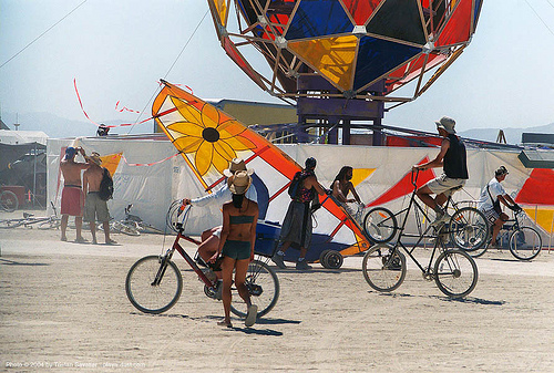 esplanade - bicycles - landsailing - burning man 2003, landboard, landsailer, landsailing, windsurfing