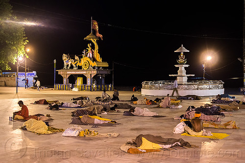 hindu pilgrims sleeping on rishikesh triveni ghat (india), blankets, crowd, ghats, men, night, rishikesh, sleeping, triveni ghat