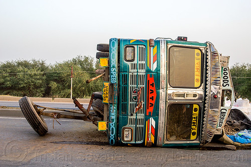 overturned truck with front wheels ripped off (india), crash, lorry accident, median, overturned, road, rollover, tata motors, traffic accident, truck accident, wreck