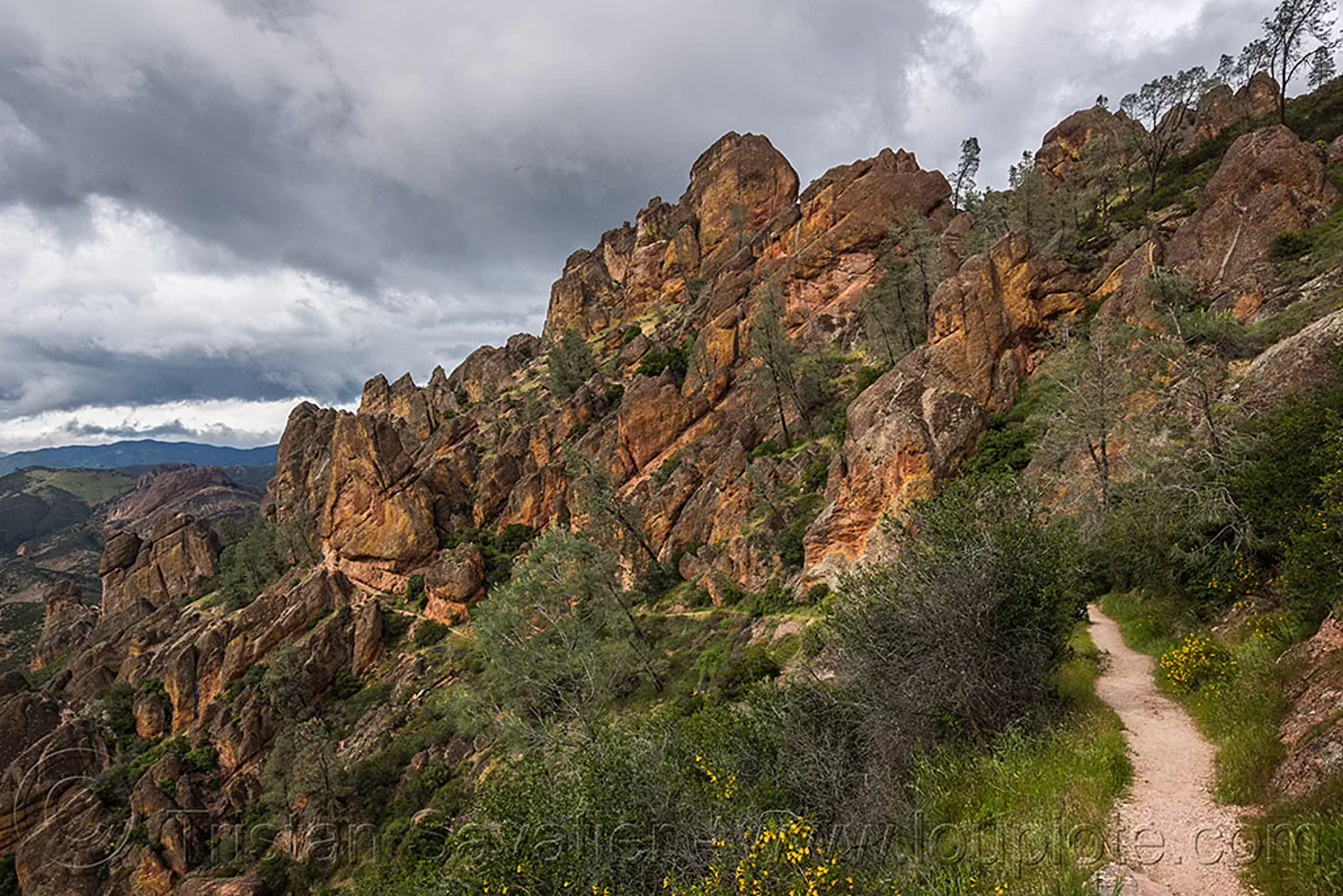 pinnacles national park (california), juniper canyon trail