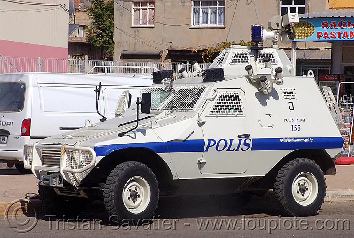 otokar akrep armored police car, turkish police, kurdistan