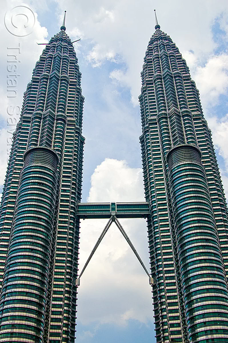 petronas towers, kuala lumpur