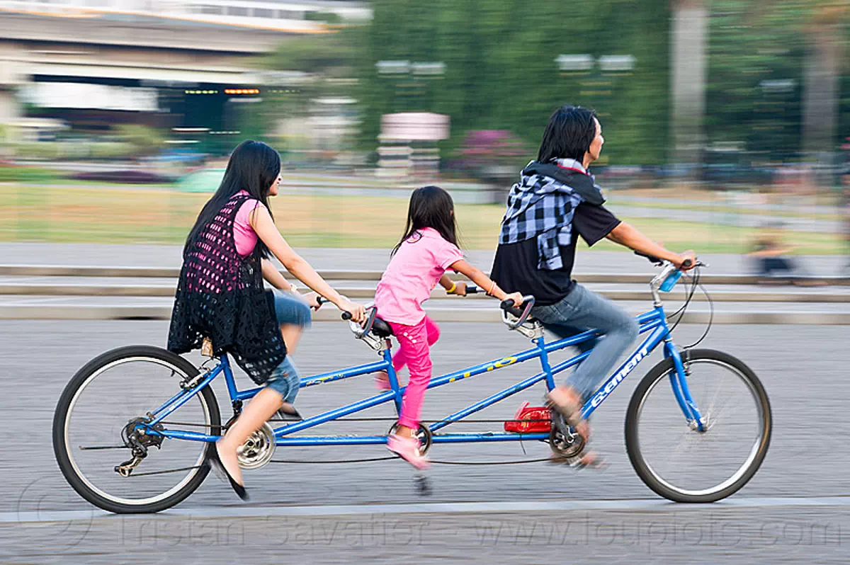 tandem bike for three