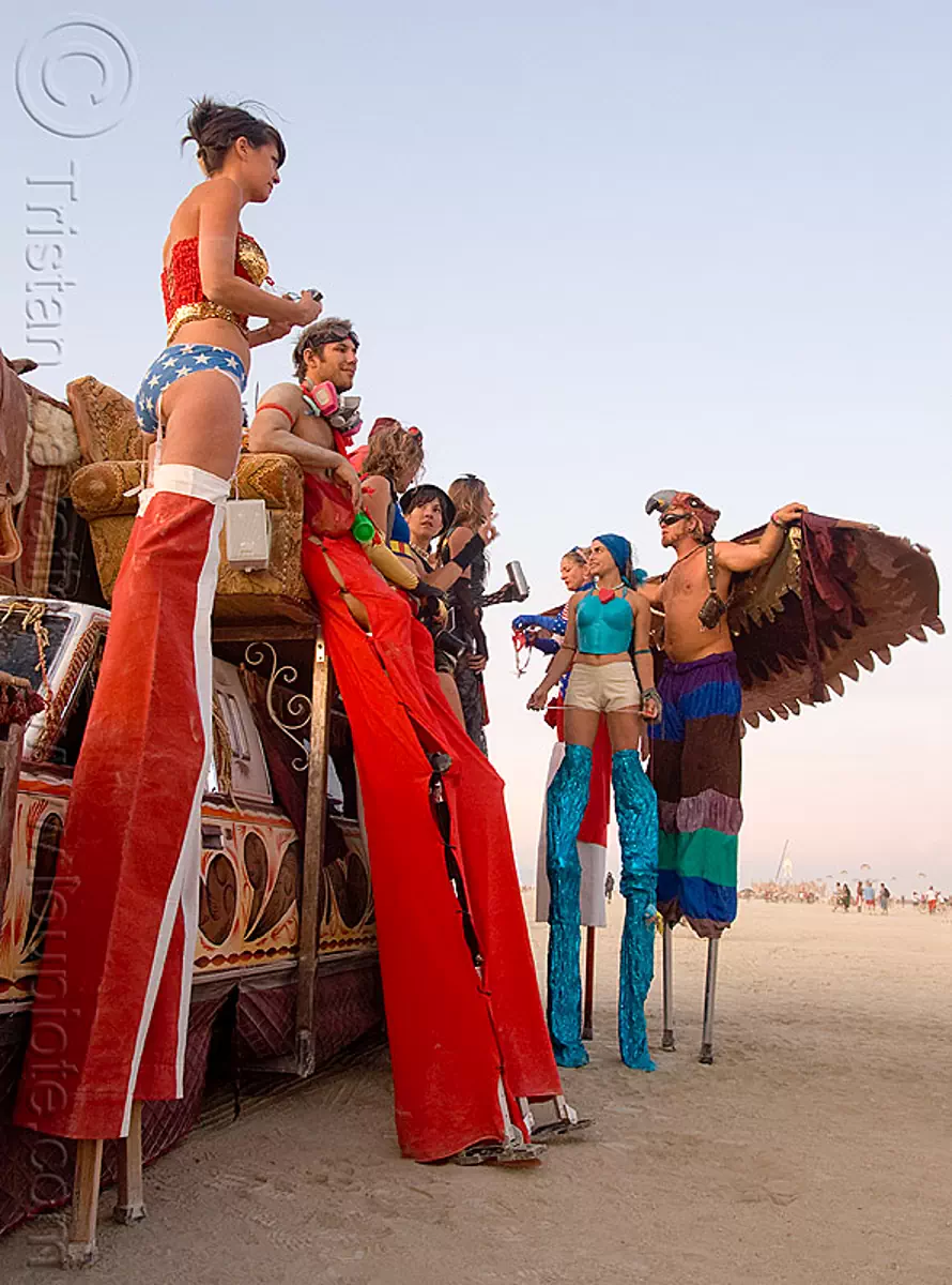 burning man, stilts performers from the circus metropolus camp