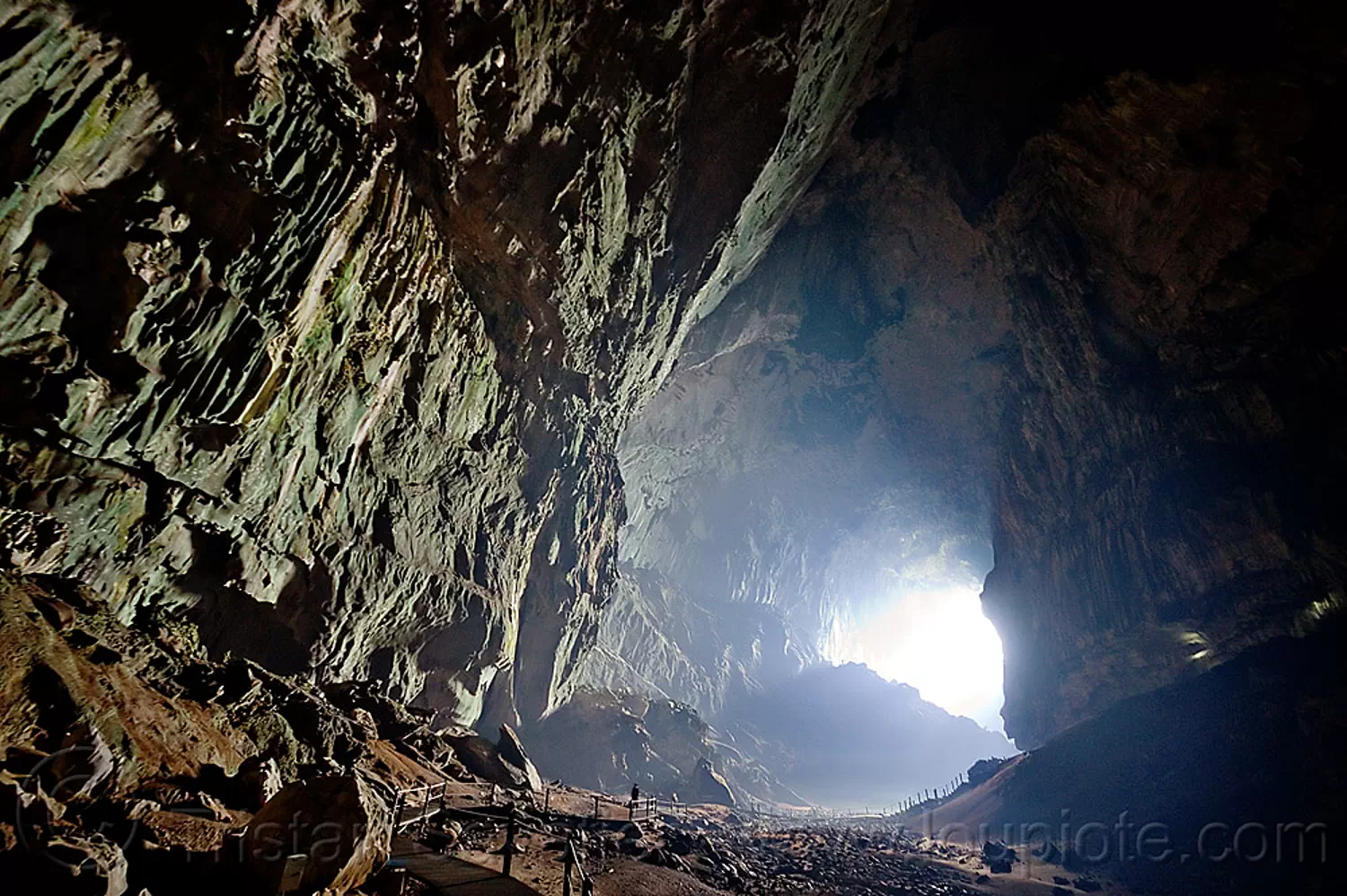 deer cave, gunung mulu national park, borneo