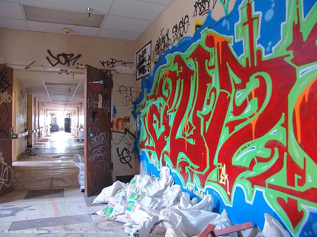 graffiti, abandoned hospital, presidio, san francisco