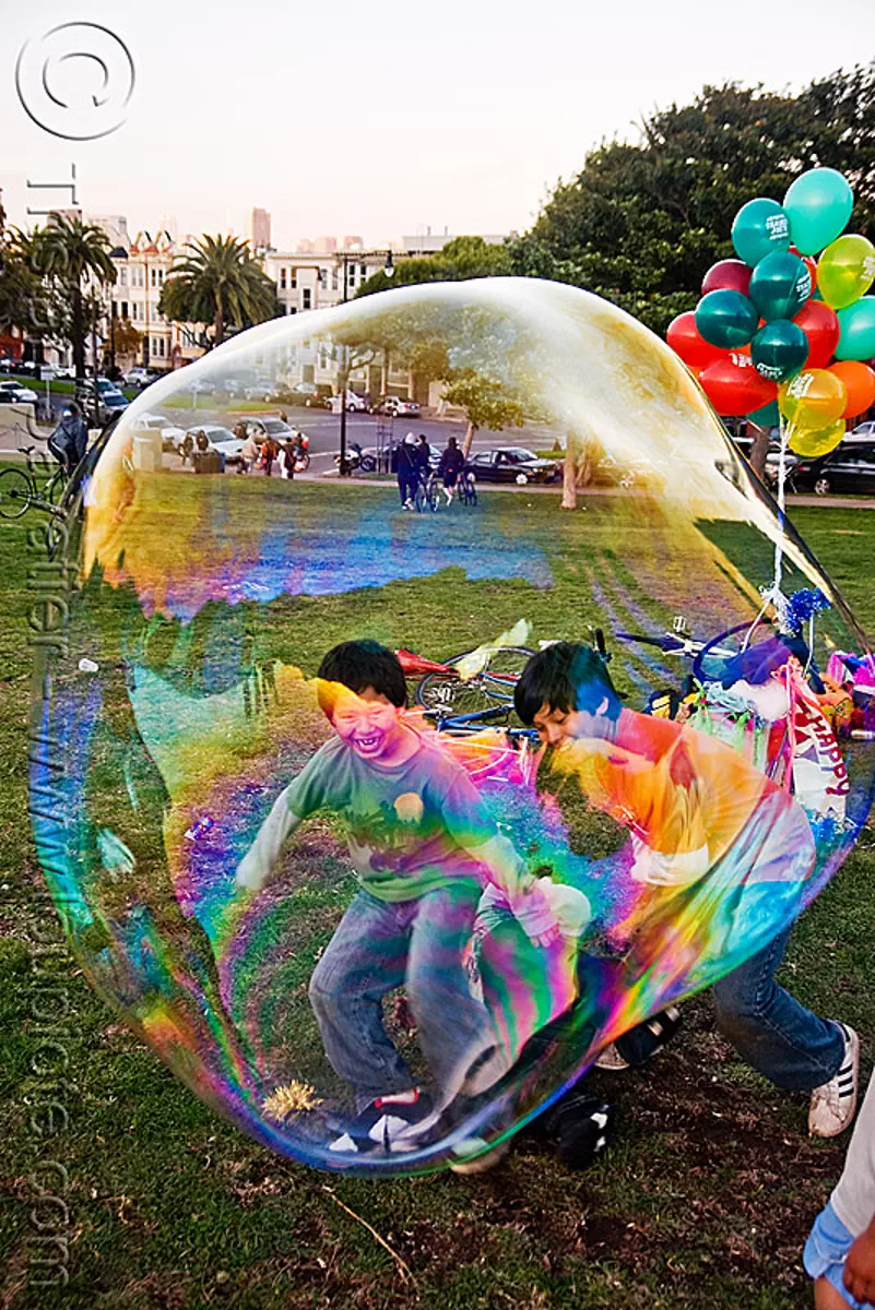 kids trapped in giant soap bubble