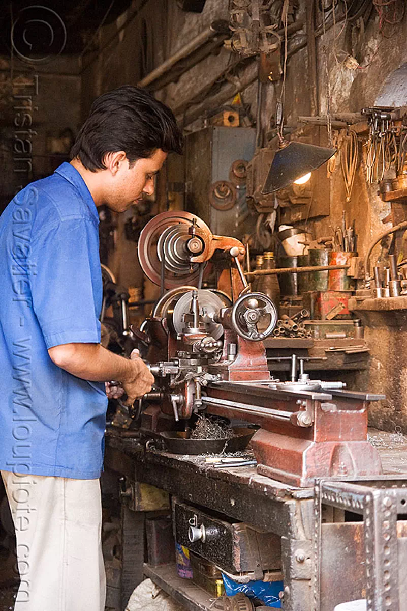 lathe operator, machine shop