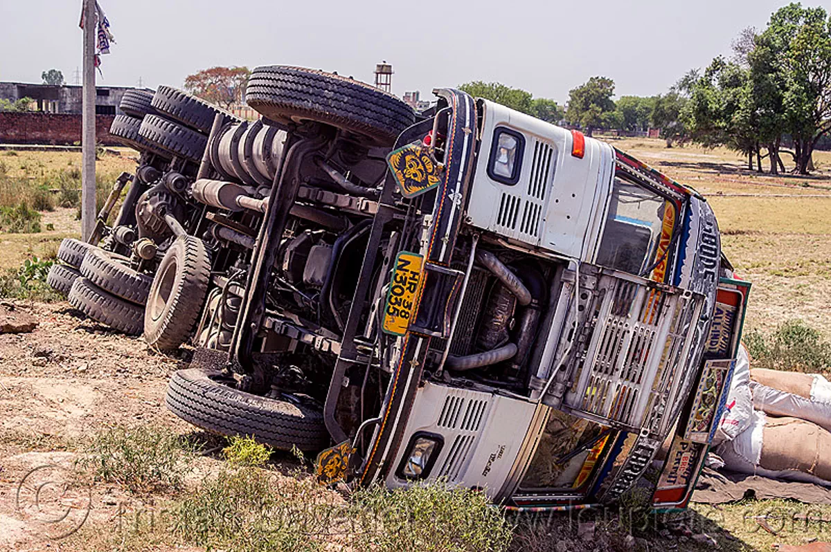 tata truck 2515 accident