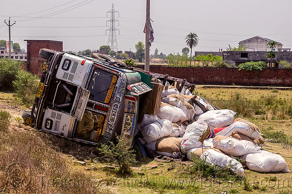 tata truck 2515 accident