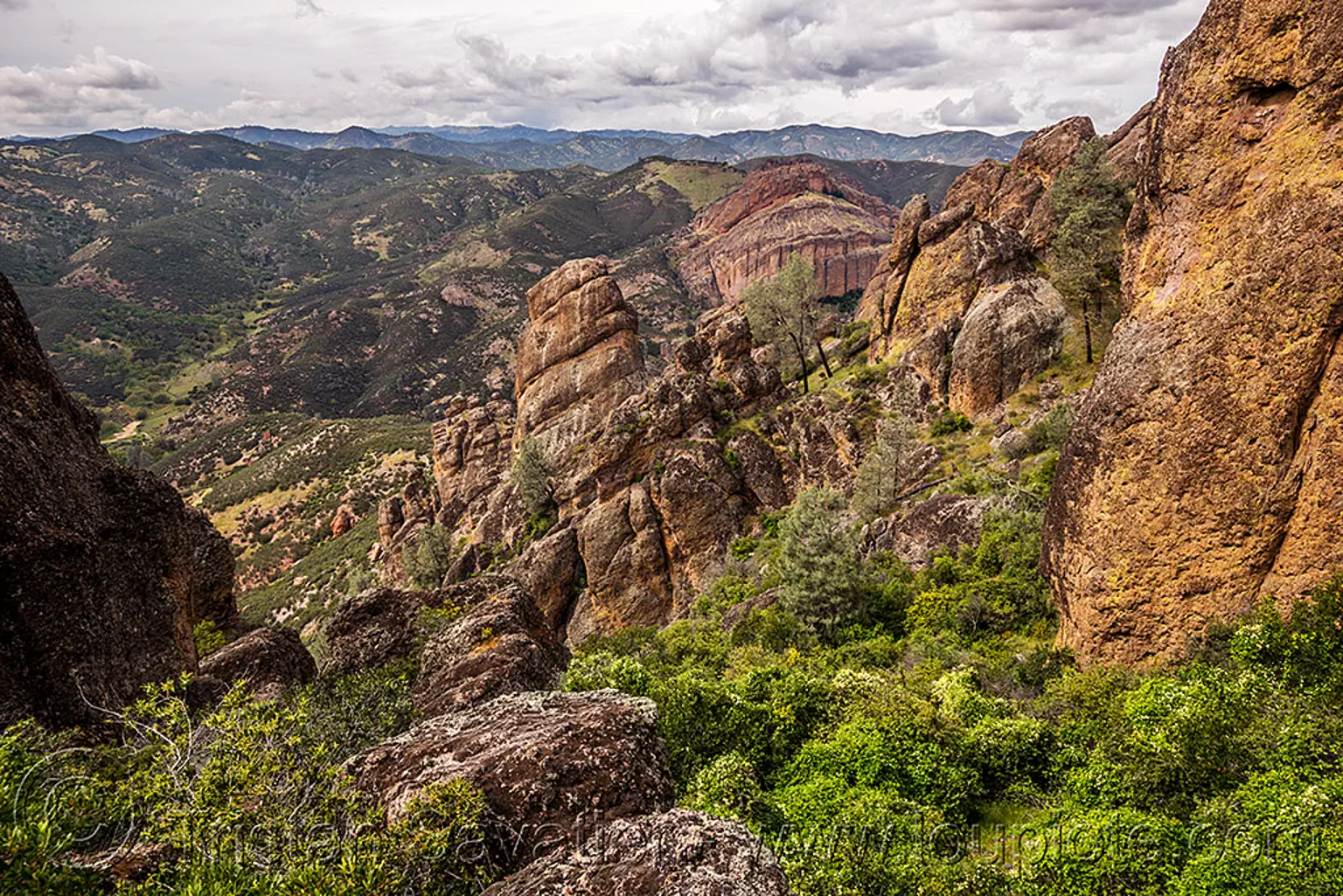 pinnacles national park, california