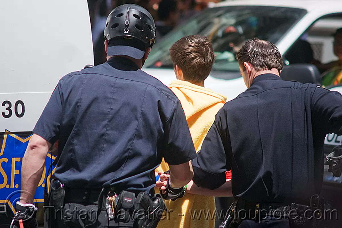 SFPD Police Arresting Peaceful Reveler, Bay To Breakers, San Francisco