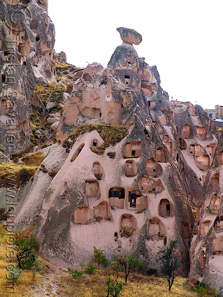 troglodyte dwellings, Üçhisar, cappadocia