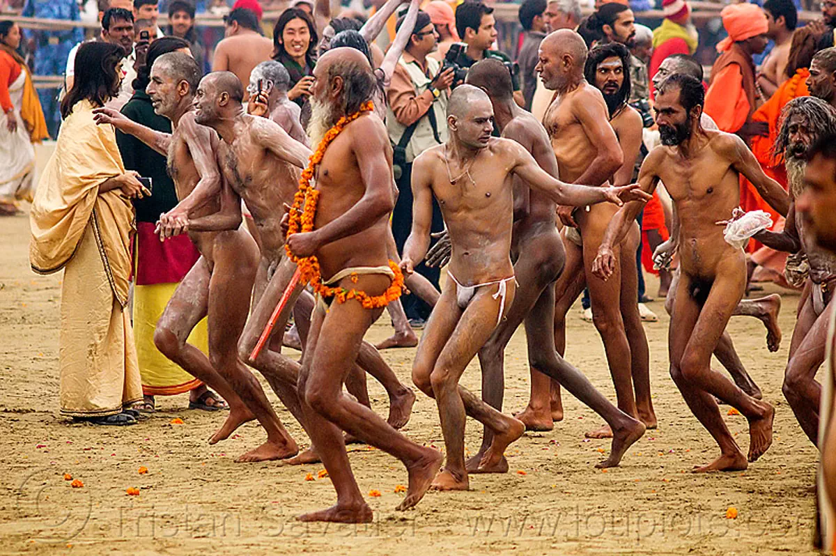 Naked Hindu Devotees Running after Holy Dip - Kumbh Mela (India)