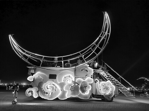 burning man - moon crescent art car - luna the artcrane, art car, artcrane, burning man art cars, burning man at night, glowing, luna, mutant vehicles