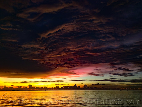 cloudy sunset sky over the sea in makassar, clouds, cloudy, horizon, makassar, ocean, sea, seascape, sunset