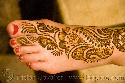 Image of Indian Bridal Henna Tattoo On Foot-GY284094-Picxy