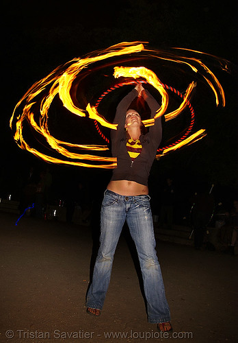 louise spinning fire hula hoop (san francisco), fire dancer, fire dancing, fire hula hoop, fire performer, fire spinning, night, spinning fire