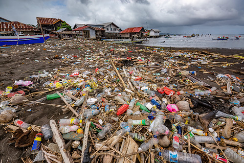 plastic trash on beach, beach, coast, environment, garbage, pantai, plastic trash, pollution, sea, single use plastic