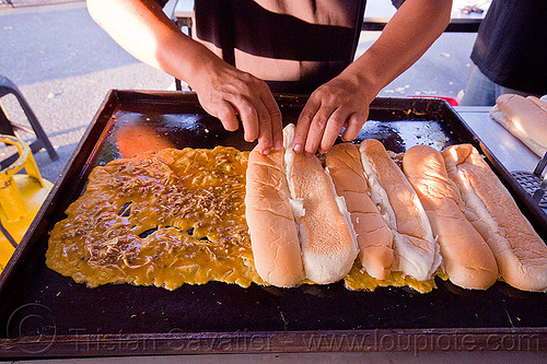 ramadan sandwiches - miri (borneo), borneo, bread, food market, grill, malaysia, miri, ramadan market, sandwiches, street food, street market, street seller
