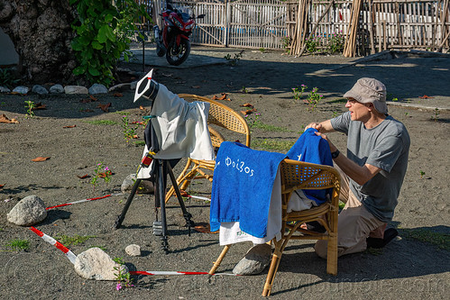 solar eclipse chaser in pulau dua, camera, eclipse chaser, man, pantai, photographer, pulau dua, solar filter, tripod