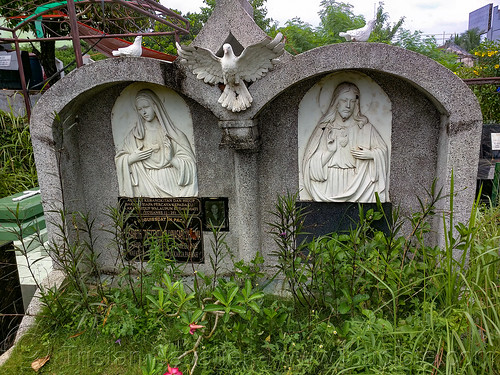 tombs with dove sculpture and low reliefs in jogjakarta christian cemetery, birds, christ, doves, graves, graveyard, jesus, jogjakarta christian cemetery, sculptures, tombs, tpu utaralaya, virgin mary