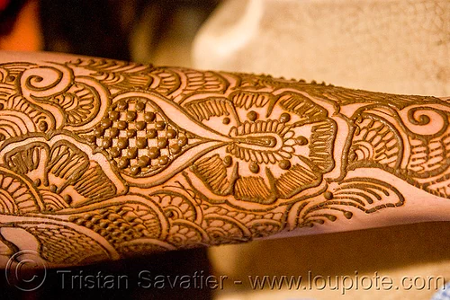 15+ Mehendi Designs For Your Feet: Designs, Ideas and More! | WedMeGood