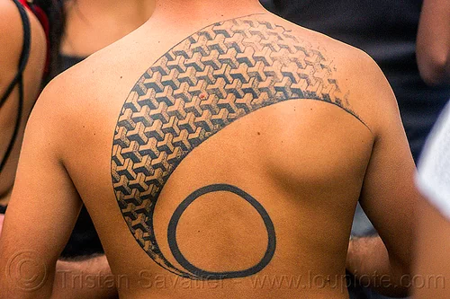 hawaiian fish scale tattoo