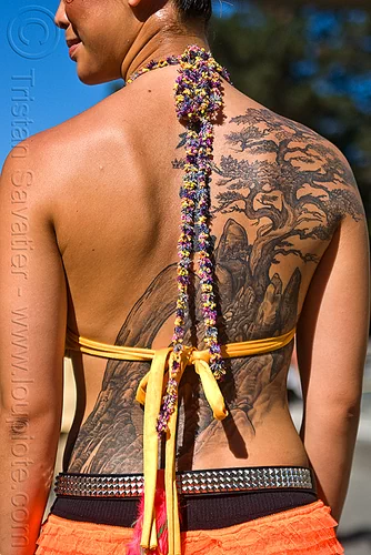 1,100+ Back Tattoos Stock Videos and Royalty-Free Footage - iStock |  Dragonfly, Dragon, Beautiful tattoos
